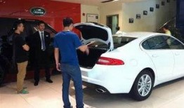 美嘉欣新车爆料视频,揭秘视频中的惊艳亮点与性能解析